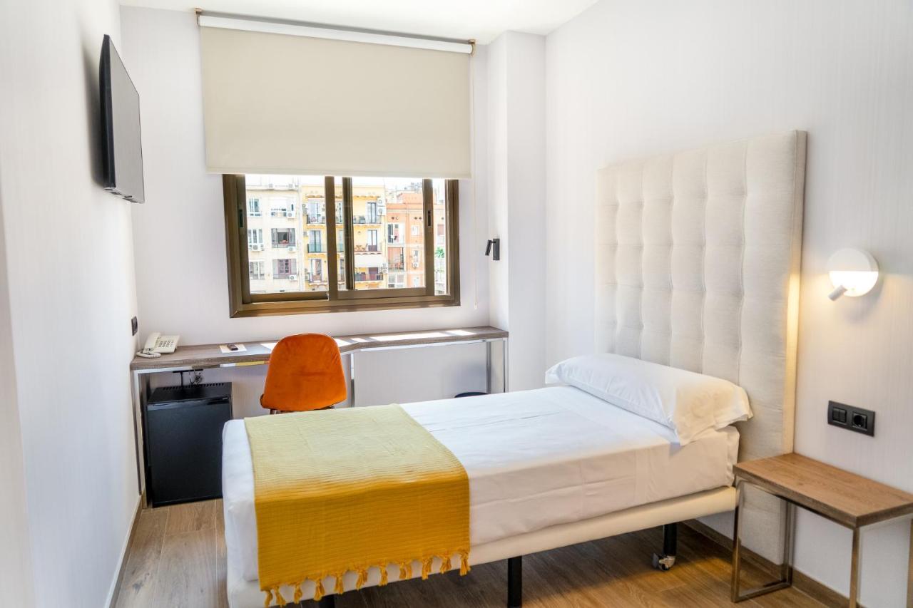 Hotel Caledonian Barcellona Esterno foto