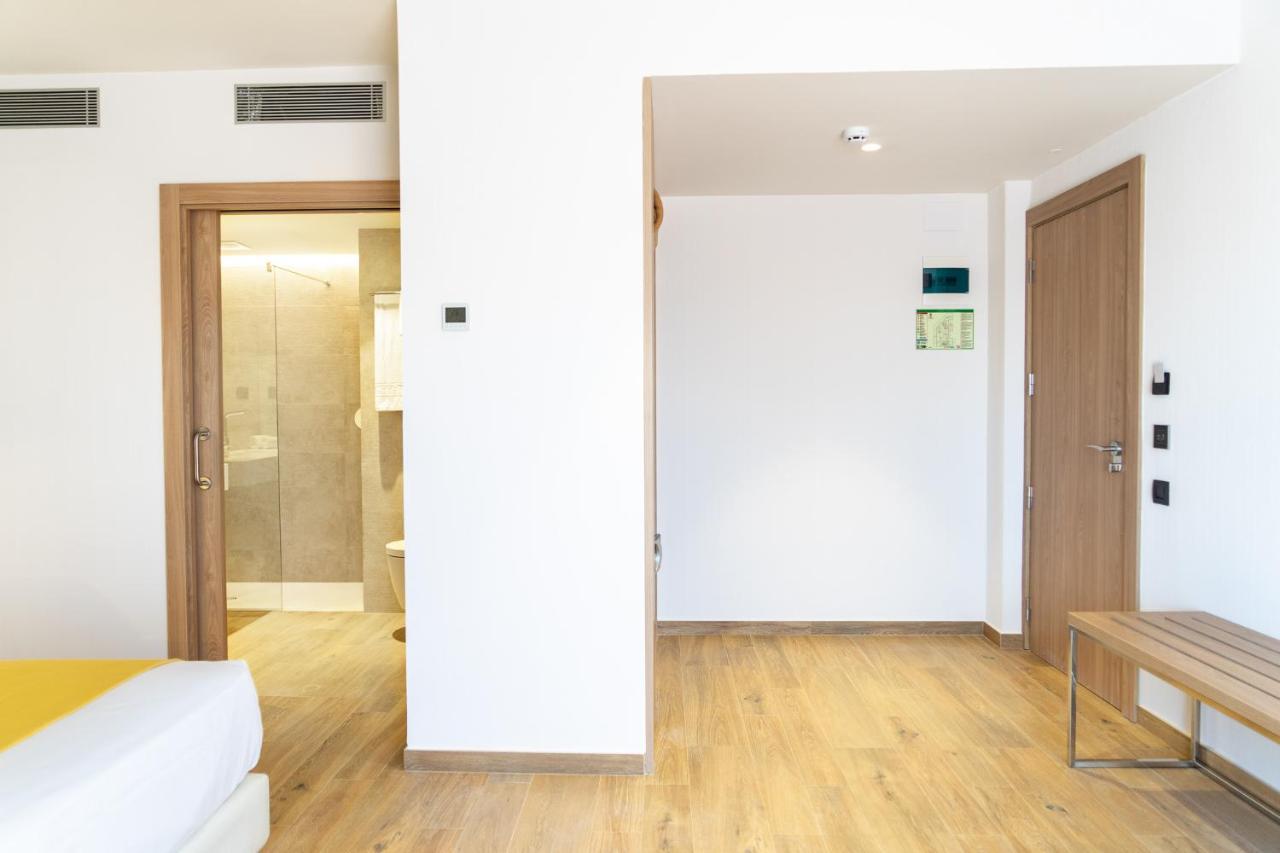 Hotel Caledonian Barcellona Esterno foto