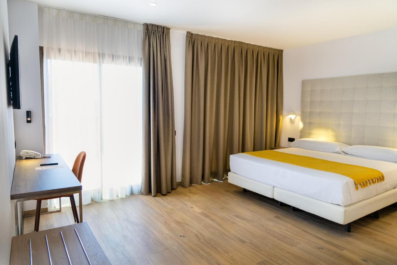 Hotel Caledonian Barcellona Esterno foto
