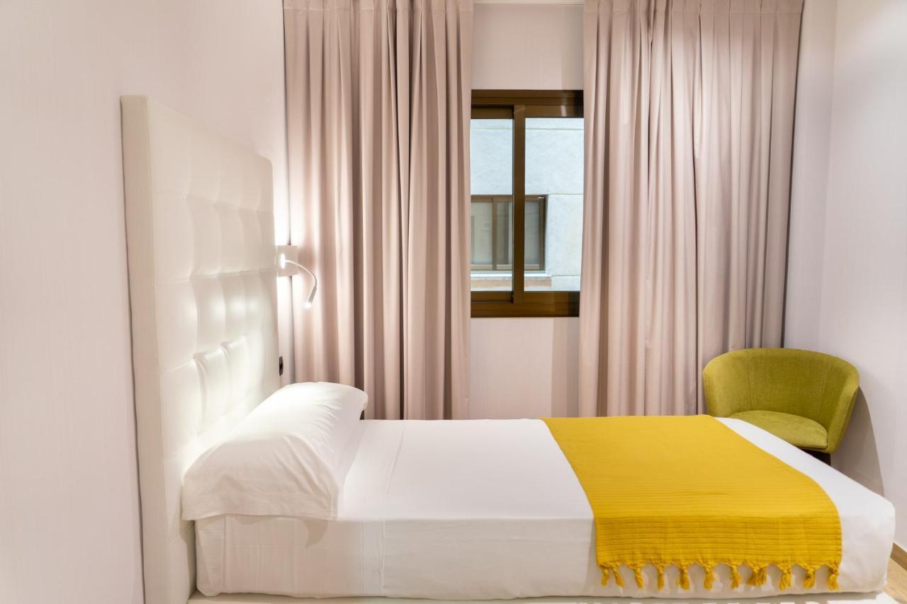 Hotel Caledonian Barcellona Esterno foto