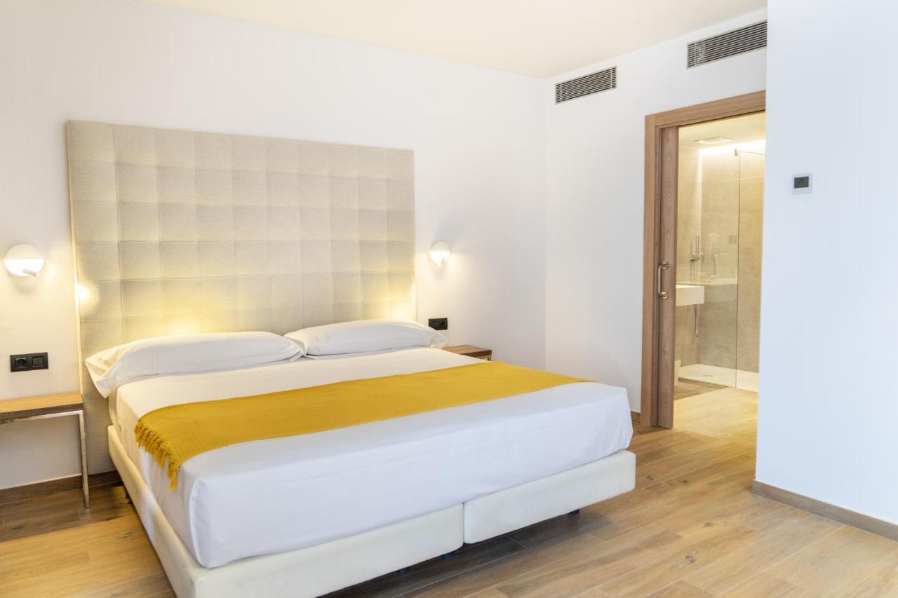 Hotel Caledonian Barcellona Esterno foto