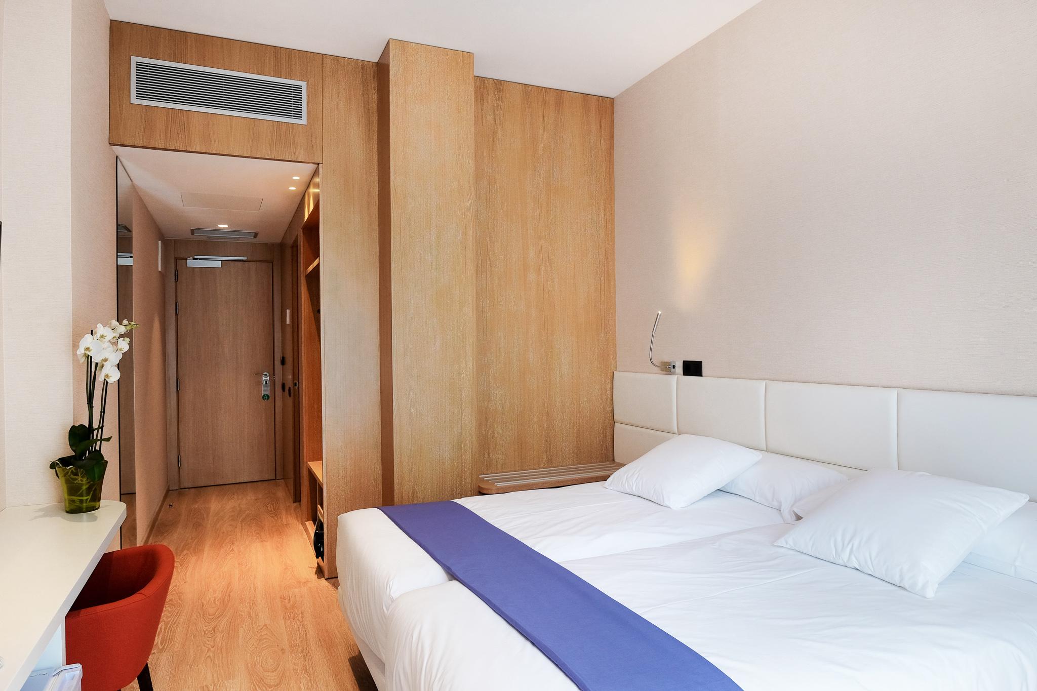 Hotel Caledonian Barcellona Esterno foto